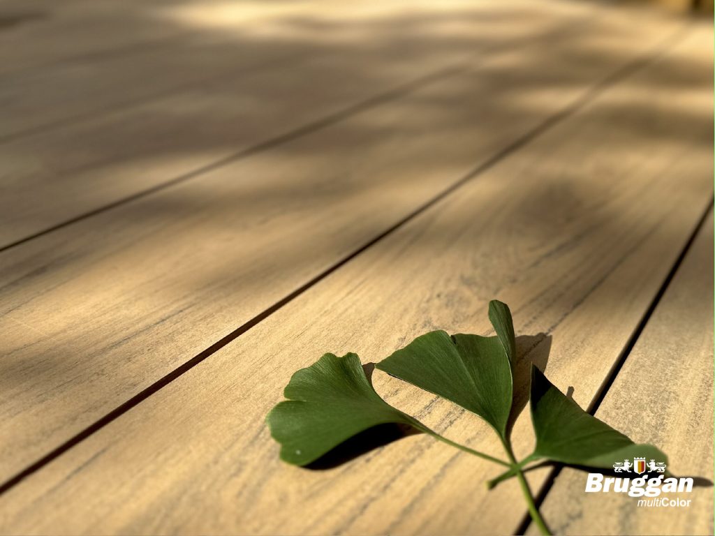 The most popular colours of Bruggan decking. Sand