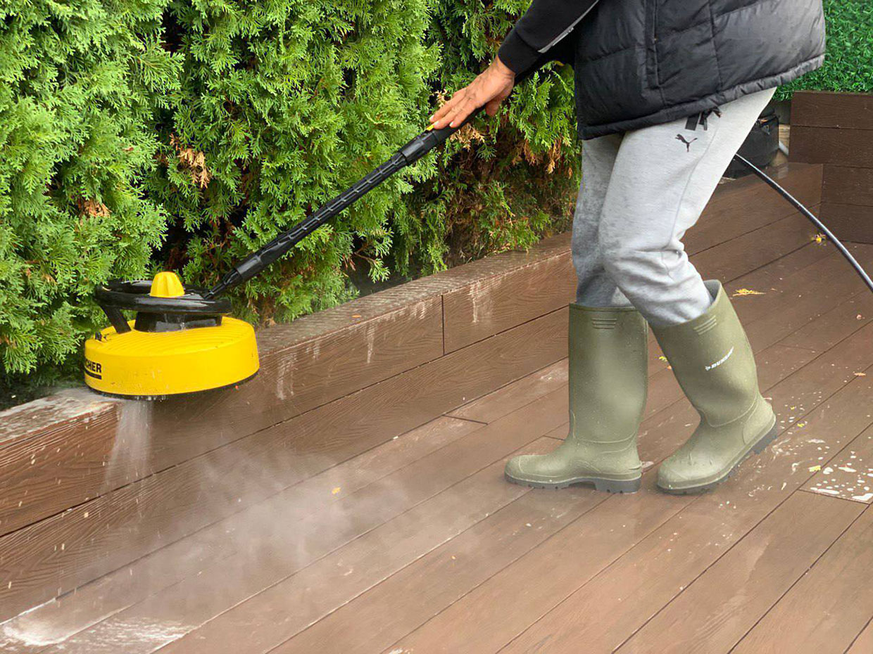 How to clean a composite terrace board - Practical tips